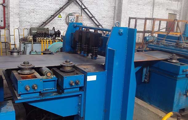 焊管設備的鍍鋅管零件出現(xiàn)破損怎樣處理